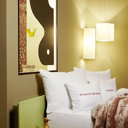 Hotell 25hours West Zürich