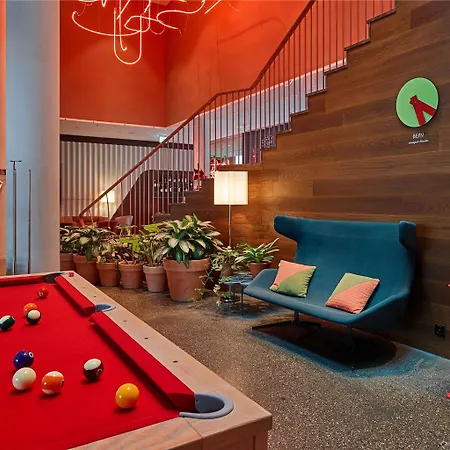 Hotel 25hours West 4*