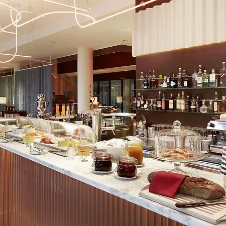25hours West Hotel 4*