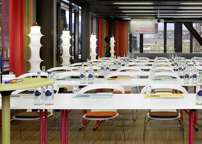 Hotell 25hours West Zürich