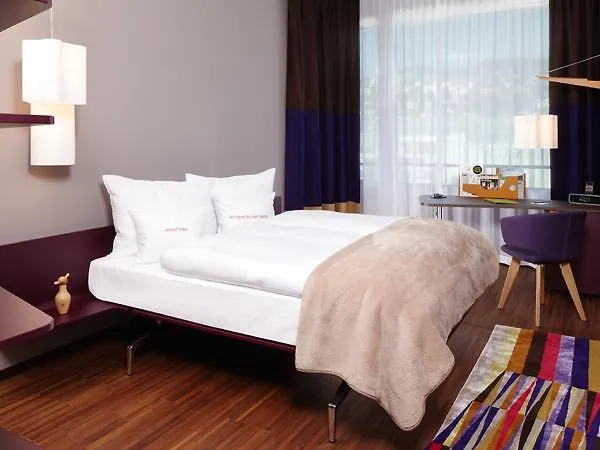 Hotel 25hours West 4*