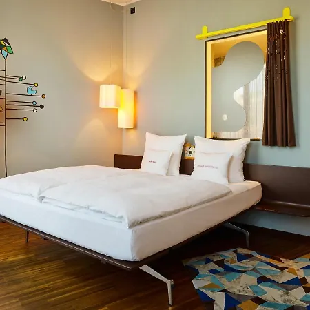 Hotell 25hours West Zürich