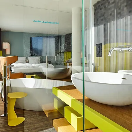 25hours West Hotell