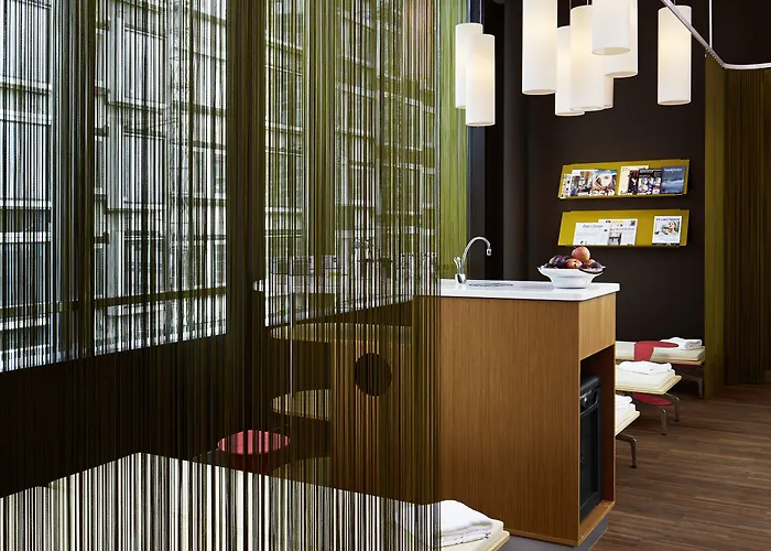 Отель 25hours West