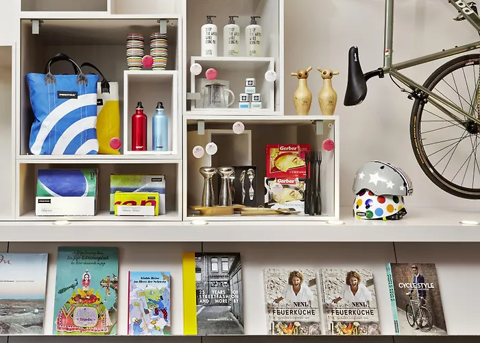 Отель 25hours West