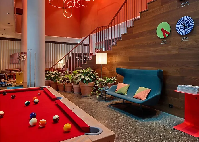 Hotel 25hours West 4*