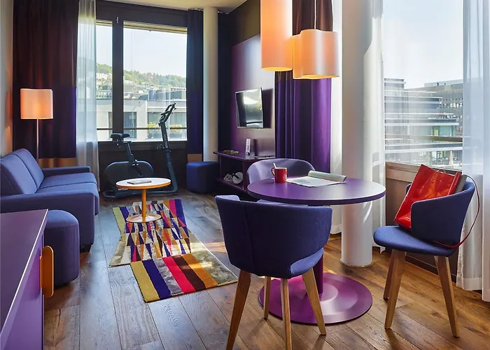 Отель 25hours West