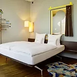 25hours West Hotel